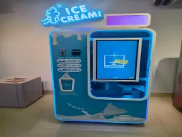 Sistema inteligente de gestión de materias primas para máquinas expendedoras de helados probadas